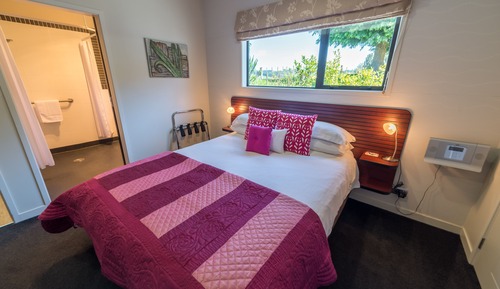 Chambre Double, accessible aux personnes à mobilité réduite (Kea Room)