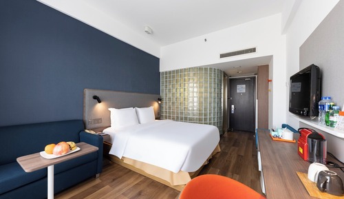 Chambre Standard, 1 très grand lit