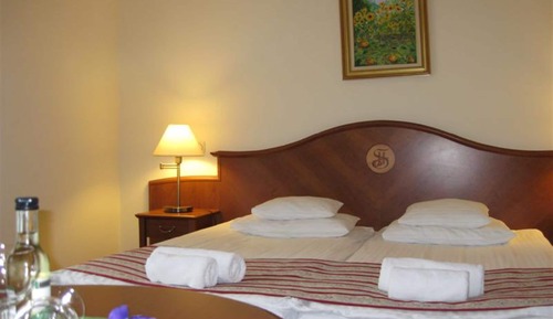 Chambre Standard Double ou avec lits jumeaux