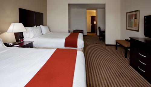 Suite, 2 lits doubles (Mobility Accessible, Roll-In Shower)