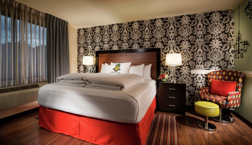 Chambre, 1 très grand lit, accessible aux personnes à mobilité réduite