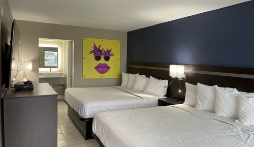 Studio Luxe