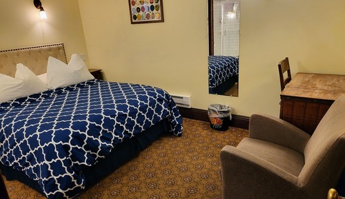 Chambre Standard, 1 grand lit, salle de bains privée