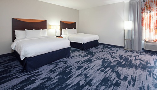 Chambre, 2 grands lits (Mobility/Hearing Access, Roll-In Shwr)