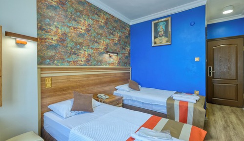 Chambre Double Standard, 1 lit double ou 2 lits jumeaux