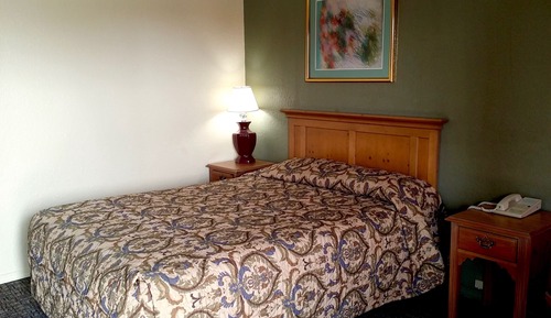 Chambre, 1 grand lit, fumeurs