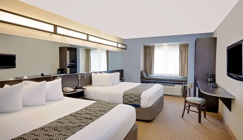 Chambre Standard, 2 grands lits