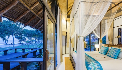 1 Bedroom Beach Front Villa