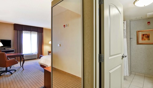 Chambre, 1 très grand lit, accessible aux personnes à mobilité réduite, non-fumeurs