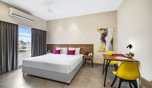 Chambre Deluxe, 1 grand lit, non-fumeurs, vue ville
