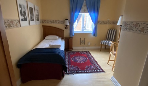 Chambre Simple, salle de bains privée