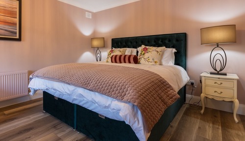 Cottage Deluxe