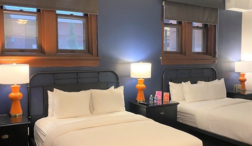 Chambre Deluxe, 2 grands lits (Ground Floor Double Queen Room)