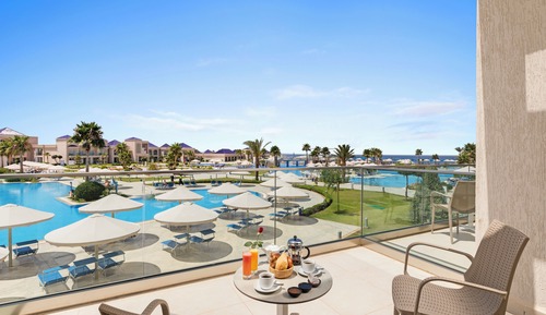 Deluxe Pool OR Side Sea