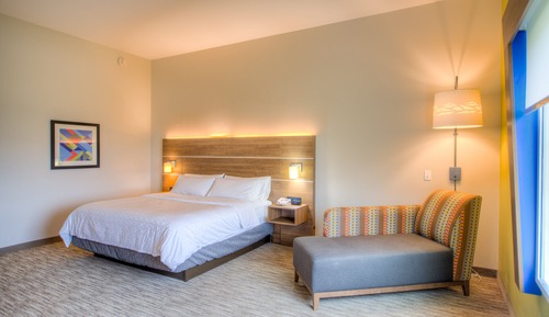 Chambre Standard, 1 très grand lit, accessible aux personnes à mobilité réduite (Accessible Tub)