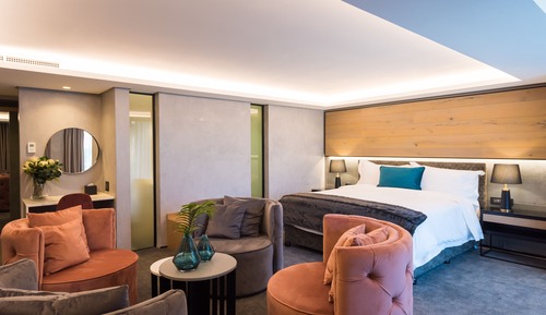 Chambre Supérieure, 1 très grand lit