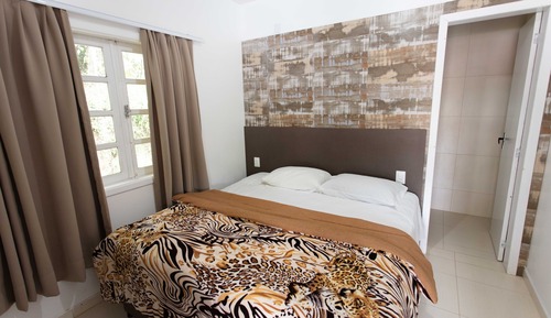 Chambre Économique Double ou avec lits jumeaux