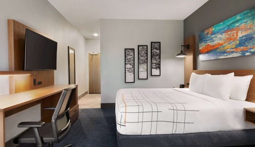 Chambre, 1 très grand lit, accessible aux personnes à mobilité réduite (Hearing Accessible)