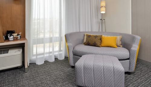 Chambre, 1 très grand lit et 1 canapé-lit, non-fumeurs