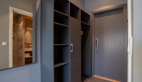 Chambre Double, balcon, vue ville