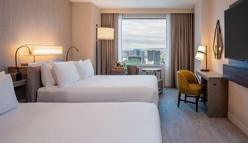 Chambre, 2 grands lits, accessible aux personnes à mobilité réduite (Shower)