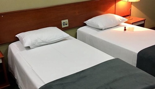 Chambre avec lits jumeaux