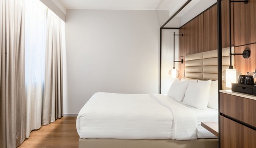 Suite Junior, 1 très grand lit et 1 canapé-lit