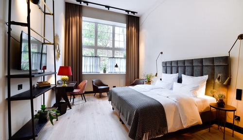 Chambre Double (Classic Large)