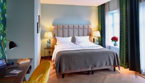 Chambre Double (Upper Class Balcony)