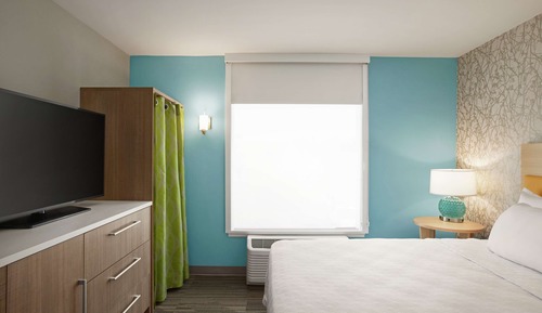 Suite, 1 grand lit, accessible aux personnes à mobilité réduite (Hearing)