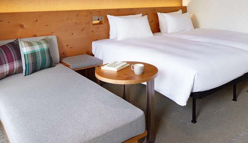 Chambre avec lits jumeaux (High Floor for 3 Guests)