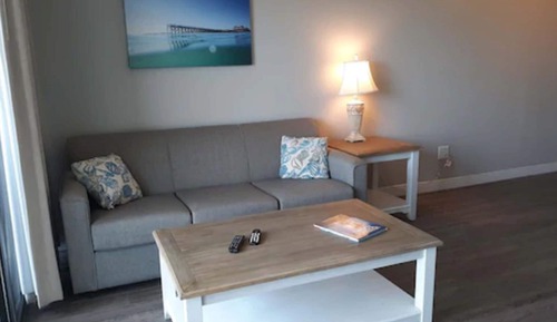 Suite, 1 très grand lit et 1 canapé-lit