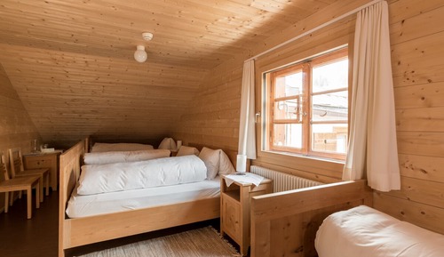 Chambre Double, salle de bains attenante