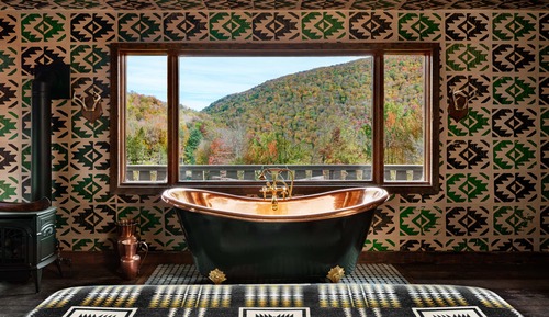 Penthouse « Premier », 1 très grand lit, baignoire, vue montagne