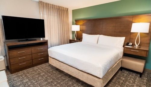 Suite Studio, 1 très grand lit, cuisine (Mobility Roll-In Shower)