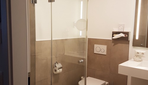 Chambre Triple Confort, 1 très grand lit et 1 canapé-lit, non-fumeurs