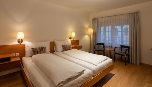 Chambre Double, 2 lits une place