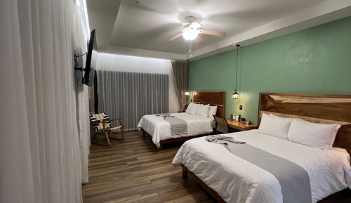Chambre Double Deluxe, 2 grands lits, non-fumeurs, vue montagne