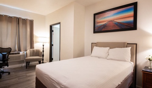 Chambre Supérieure, 1 lit double, non-fumeurs, salle de bains privée (1)