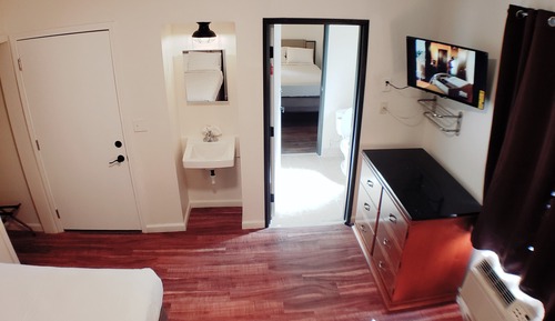 Chambre Deluxe, 1 lit double, non-fumeurs, salle de bains commune (10)