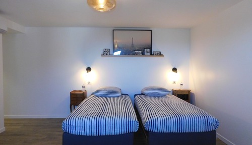 Suite Familiale, salle de bains privée, vue jardin (4)