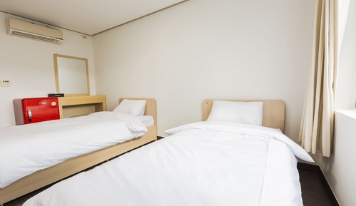 Chambre Supérieure avec lits jumeaux