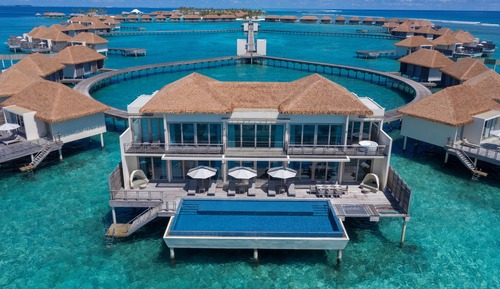 Villa Présidentielle, 3 chambres, piscine privée, sur l'eau (50% off transfers for 3nights & above)