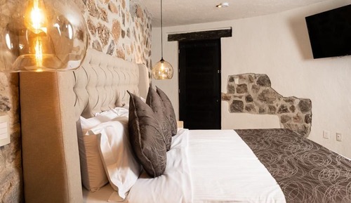 Chambre Romantique, 1 très grand lit