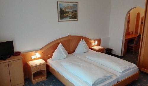 Chambre Double, vue montagne