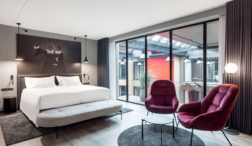 Chambre Standard Double ou avec lits jumeaux