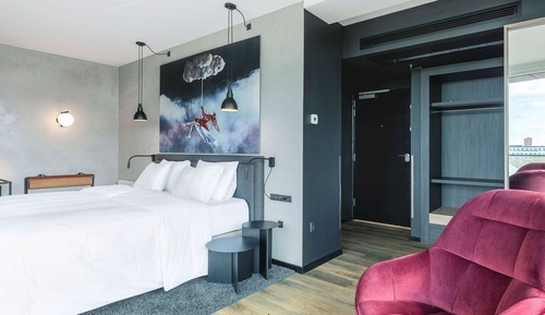 Chambre Supérieure, balcon, vue ville