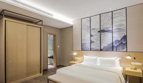 2 Bedroom Suite