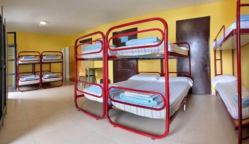 Chambre Familiale, salle de bains privée
