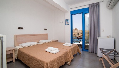 Chambre avec lits jumeaux, climatisation, vue mer